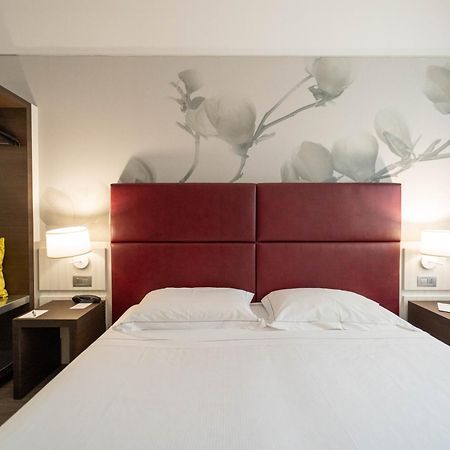 Hotel Villa Nabila Reggiolo Εξωτερικό φωτογραφία