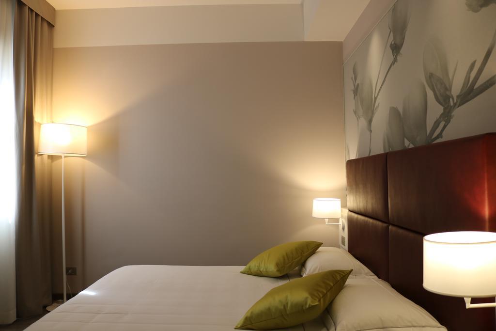 Hotel Villa Nabila Reggiolo Εξωτερικό φωτογραφία